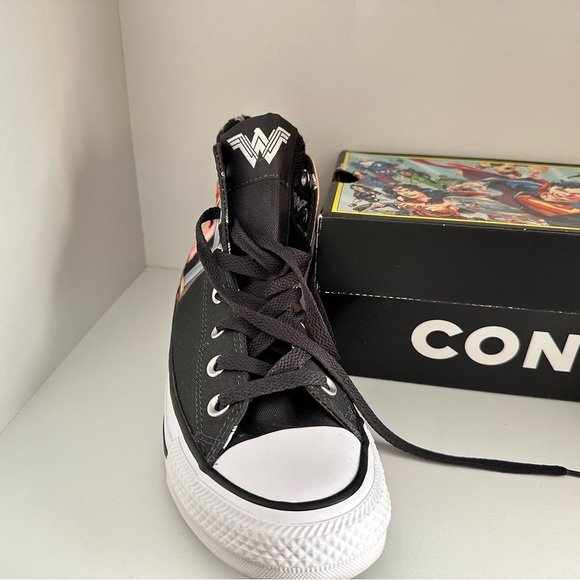 Converse All Star WNS Wonder Woman Vol 1 High-Top Sneakers - Black and White - Picture 2 of 7